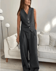 Grey set 2.png
